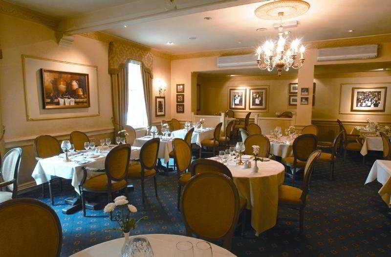 The Wynnstay Hotel, Oswestry, Shropshire Exteriör bild