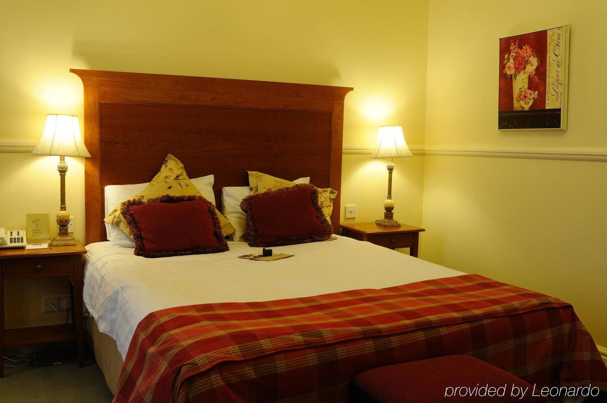 The Wynnstay Hotel, Oswestry, Shropshire Exteriör bild